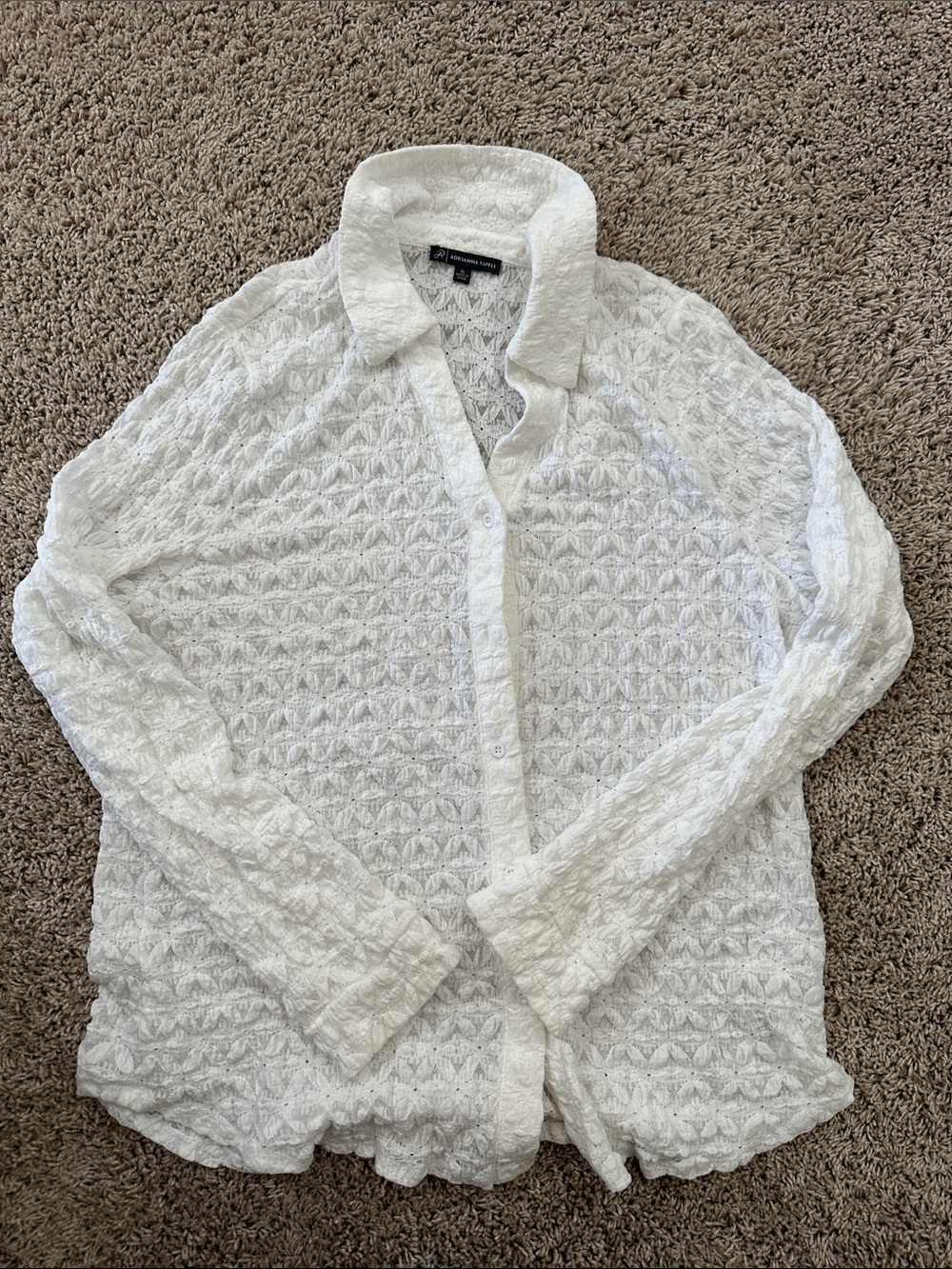 Adrianna Papell White Textured Lace Button-Up Collared Top. Size XL.